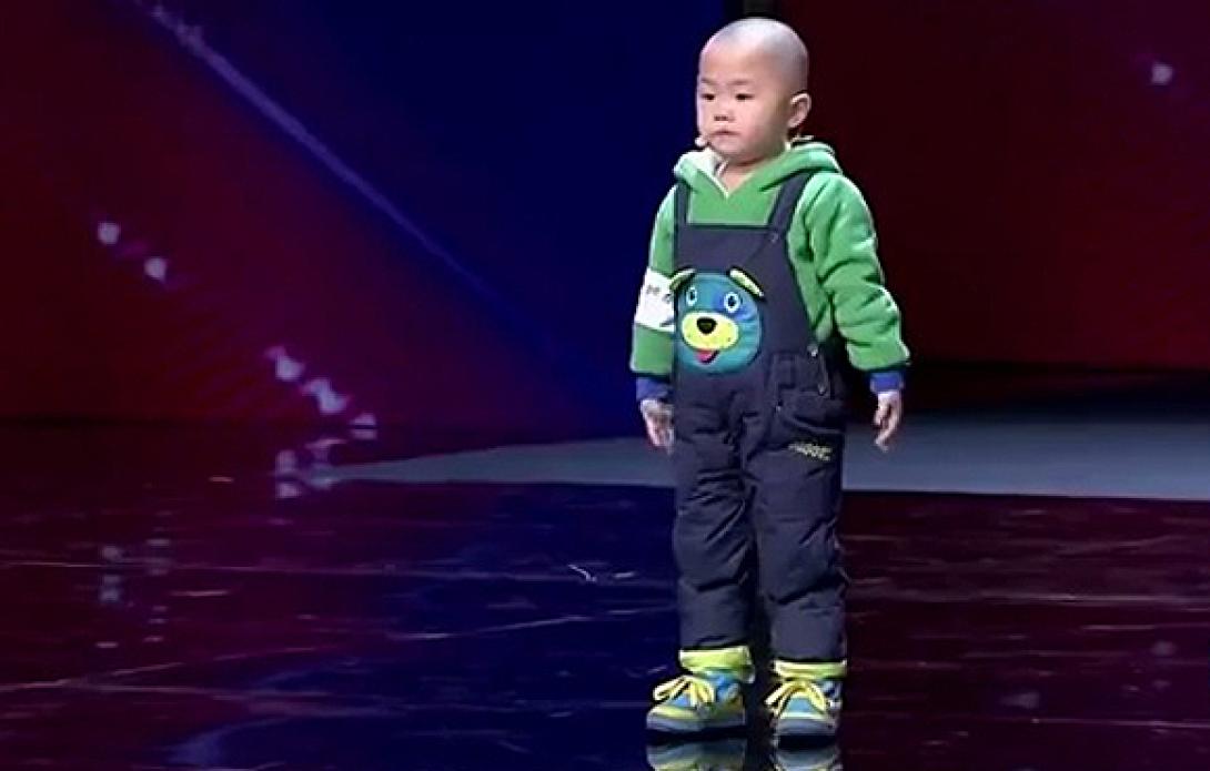 Ένας superstar ... τριών μόλις ετών! (βίντεο)