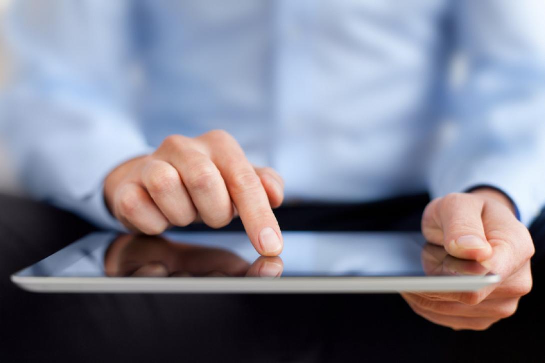 surfing-the-interneΤ