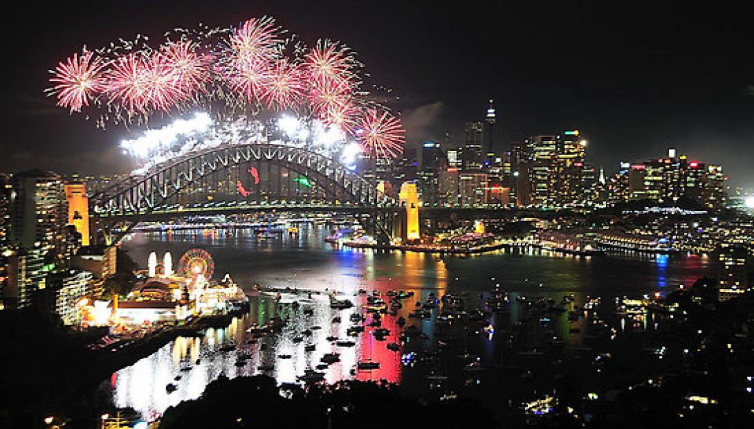 Το Σίδνεϊ ετοιμάζεται να εγκαινιάσει το πέρασμα του πλανήτη στο έτος 2015