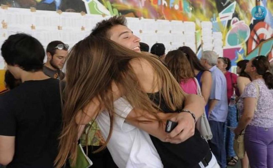 πανελληνιες