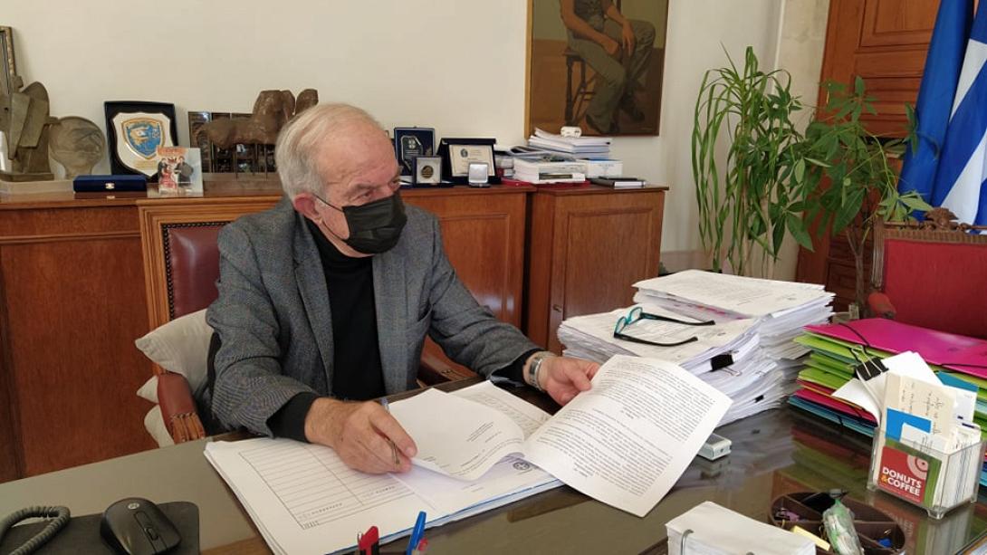 Βασίλης Λαμπρινός