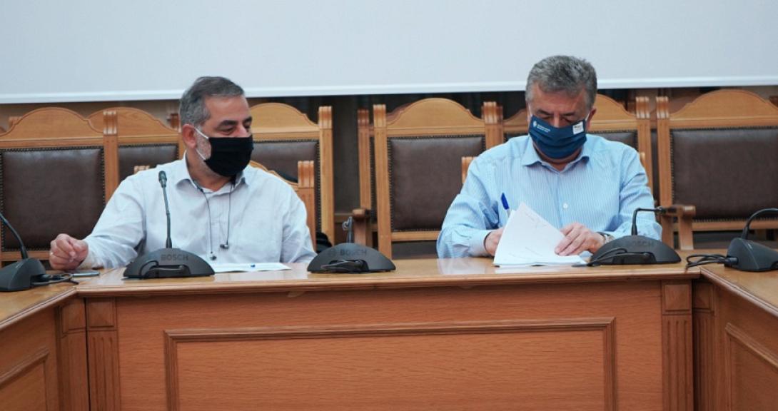 Υπογραφη για Γυμνάσιο - Λυκειο Τζερμιάδων