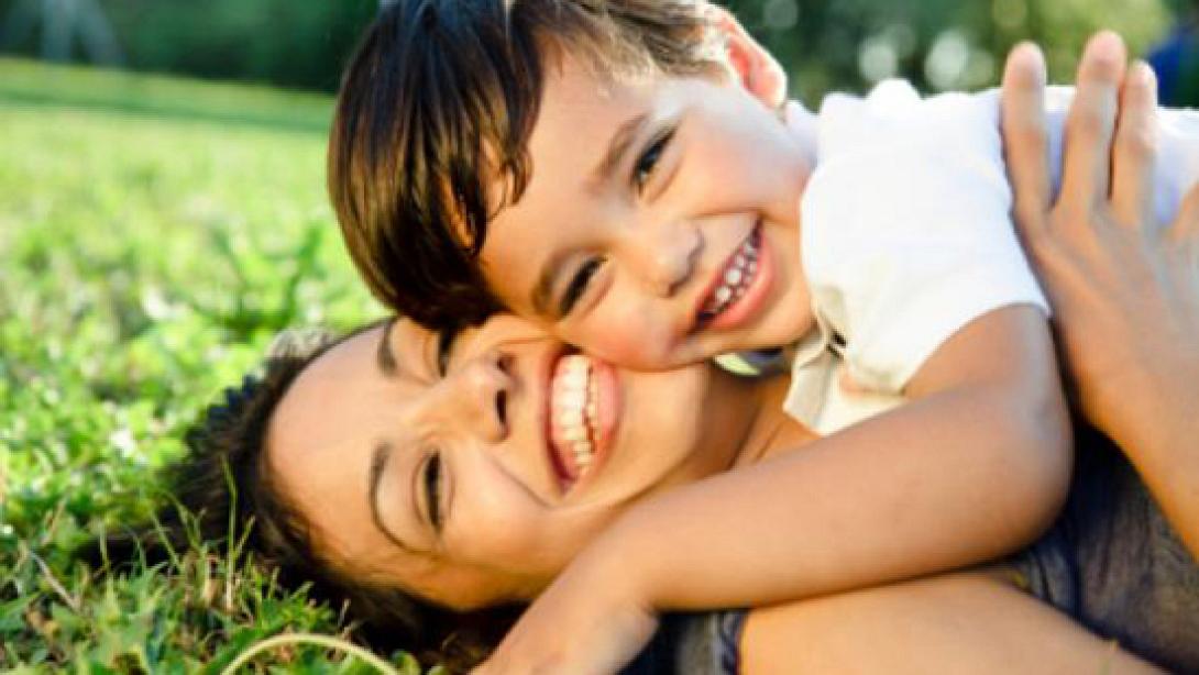 Συμβουλές μπαμπά σε μαμά που μεγαλώνει γιο!