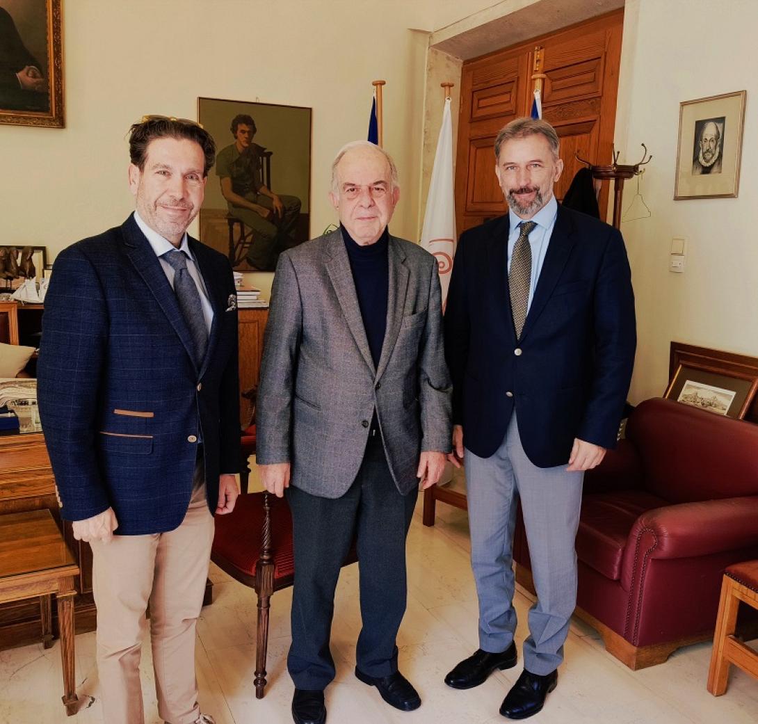 Λότζια - Ουγγρος Πρέσβης