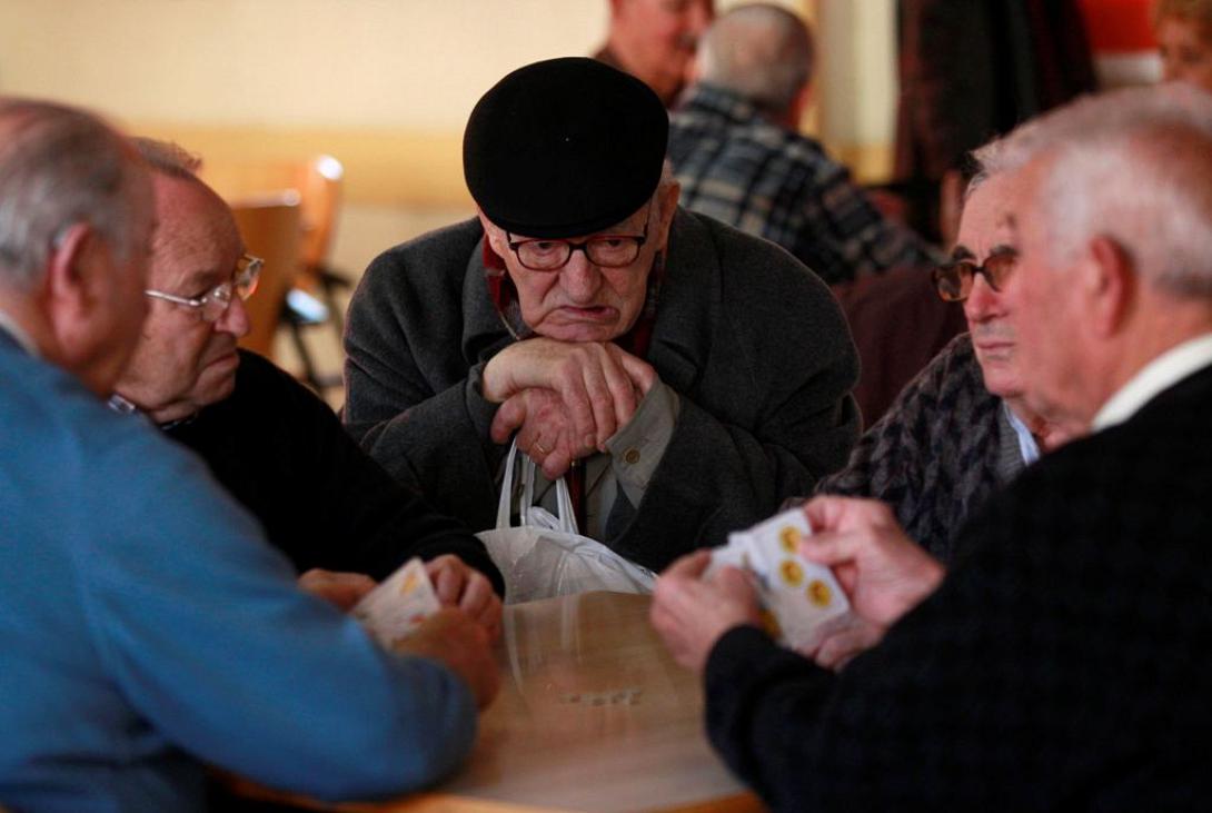 Σήμερα οι συντάξεις ΟΓΑ, ΙΚΑ και Δημοσίου