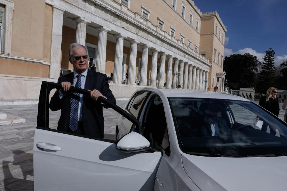 Κώστας Τασούλας ηλεκτροκίνητο αυτοκίνητο