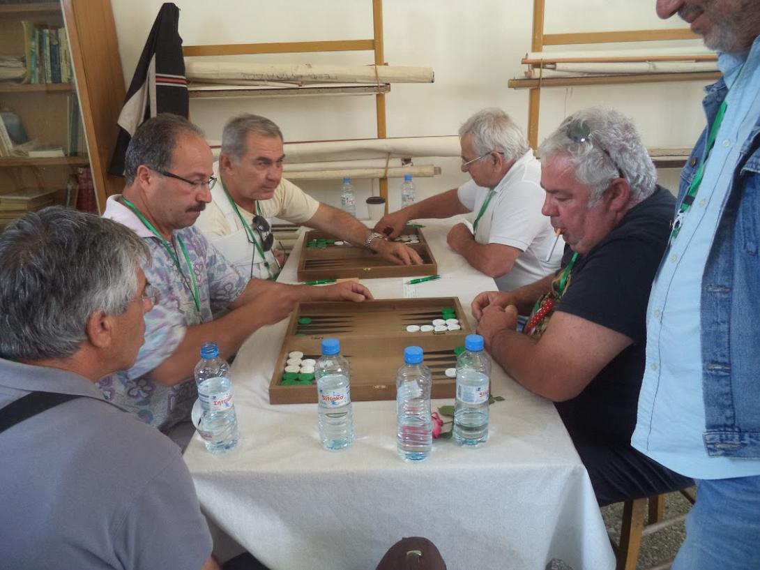 τάβλι νεάπολη