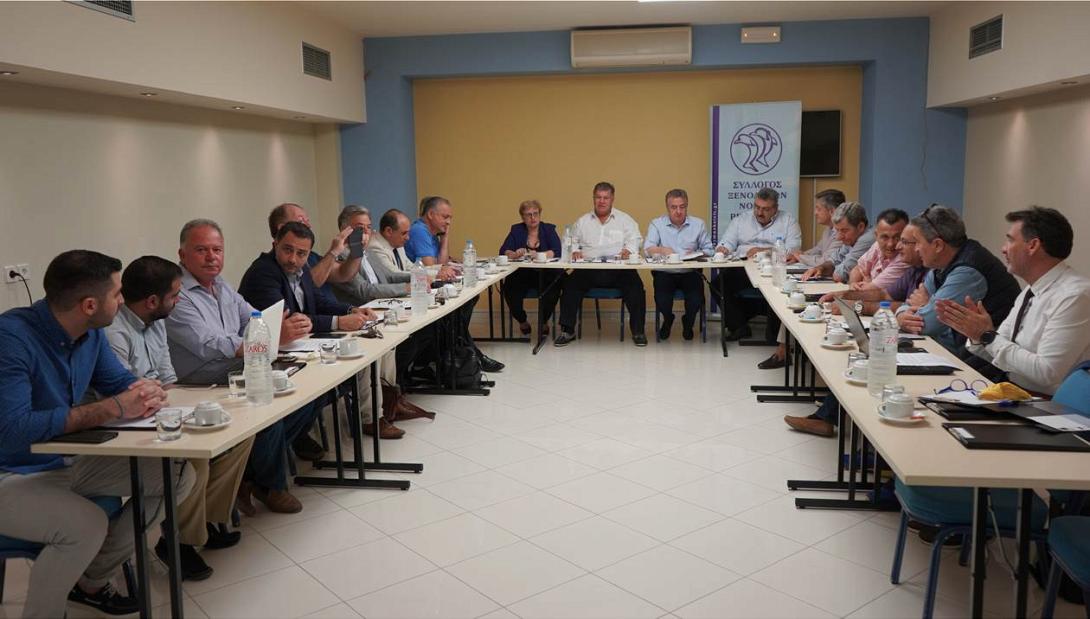 ξενοδοχοι ενωσεις κρητη.jpg