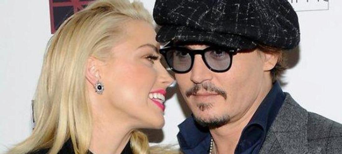 Ο Τζόνι Ντεπ παντρεύτηκε τη σύντροφό του Άμπερ Χερντ