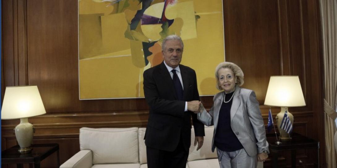 Θάνου - Αβραμόπουλος