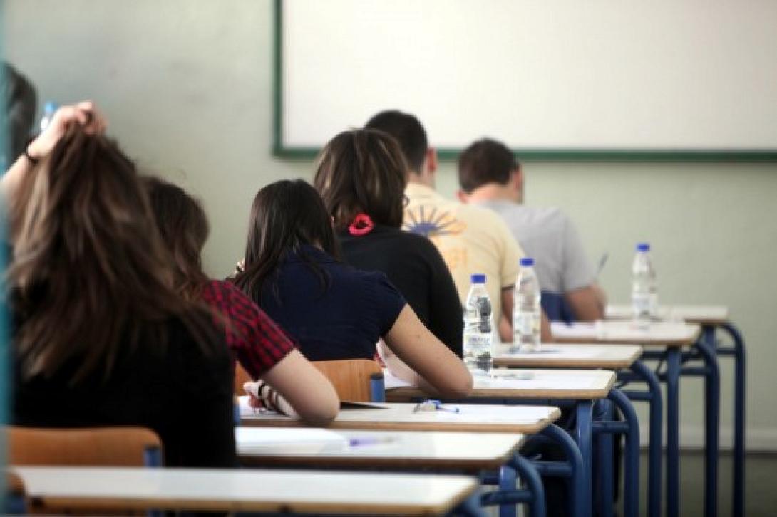 Με κλήρωση τα θέματα των εξετάσεων στην Α' Λυκείου