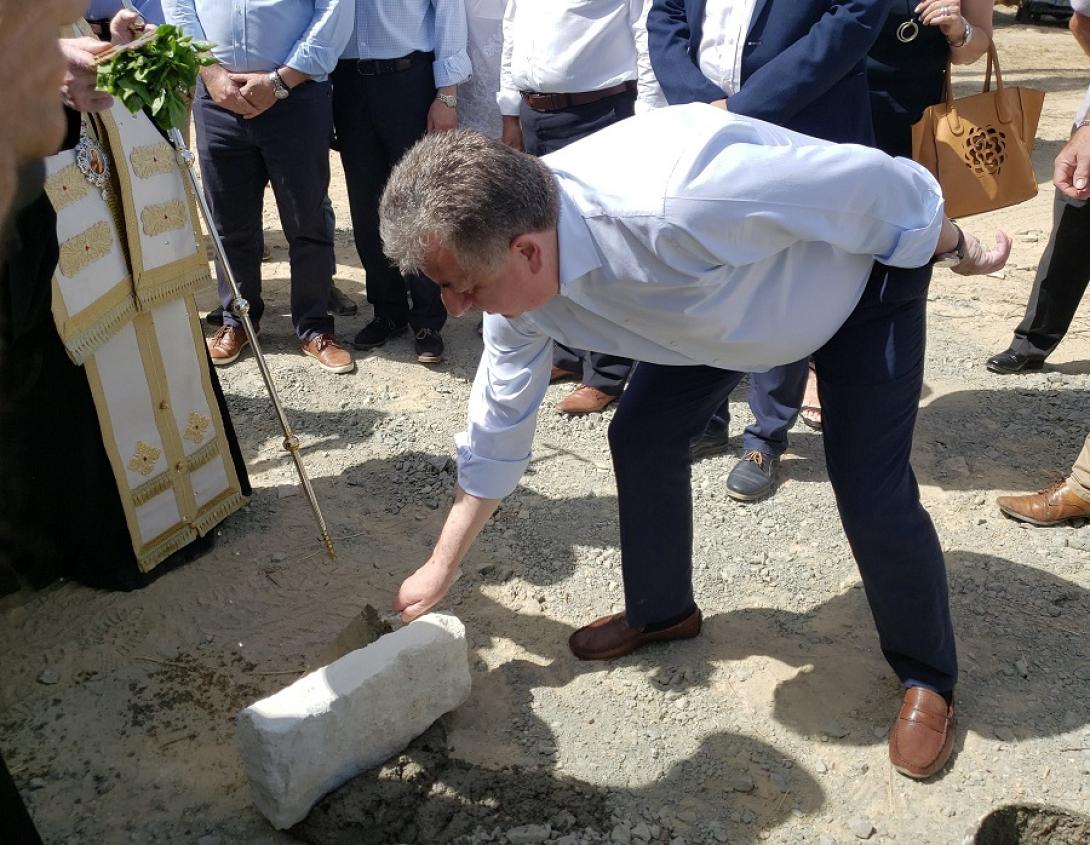 Αγιασμός και θεμέλιος λίθος