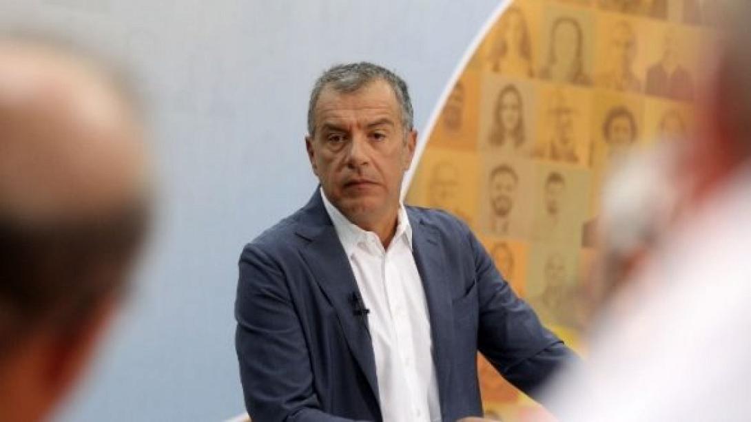 theodorakis-587x330.jpg