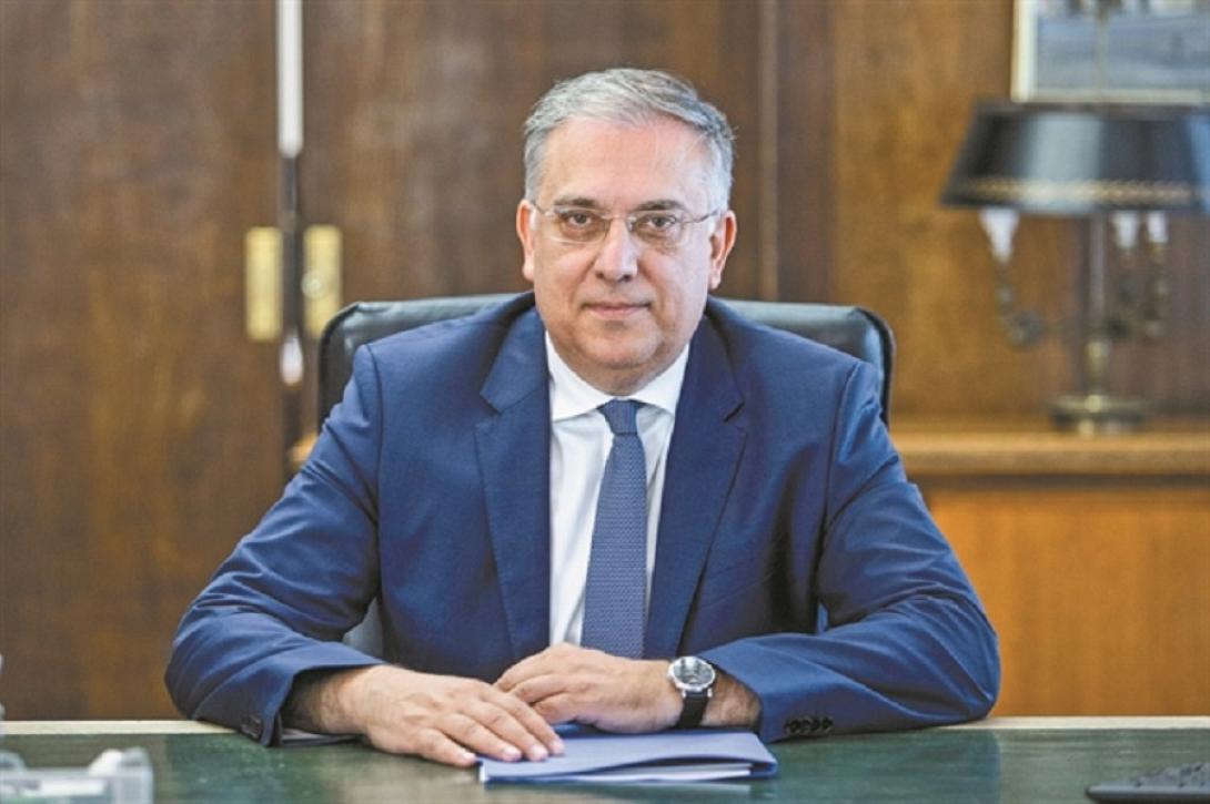 Ο υπουργός Εσωτερικών Τάκης Θεοδωρικάκος