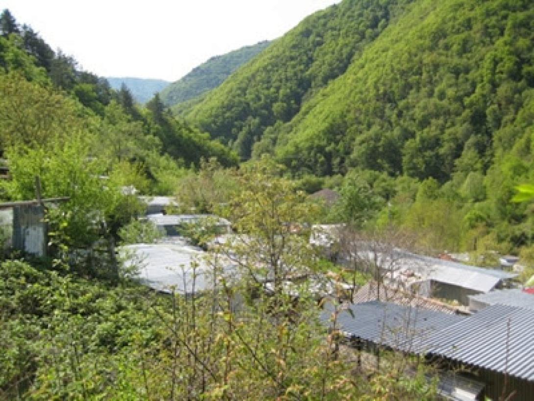 Αποκλεισμένα 20 άτομα από κατολίσθηση στα Θερμιά Δράμας