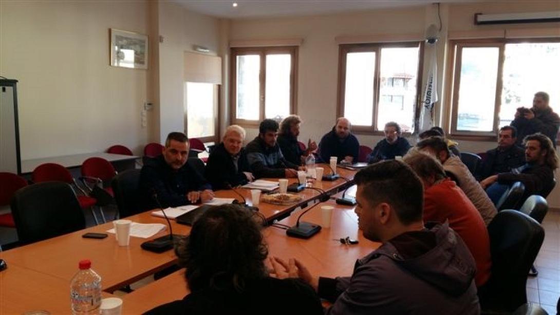 Θραψανιωτης αγροτες