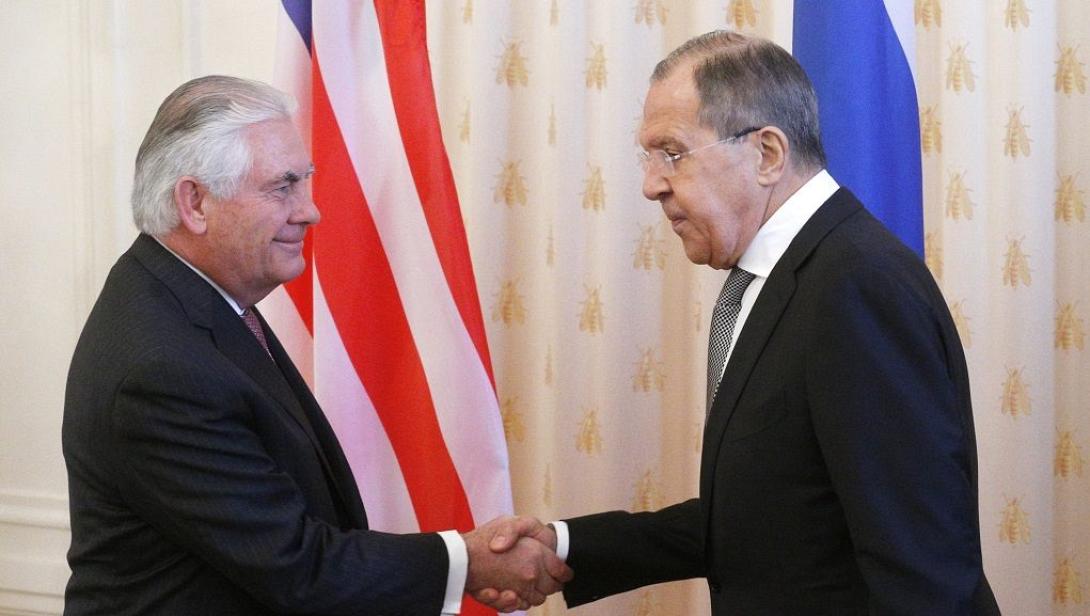 tillerson-lavrov-1021x577.jpg