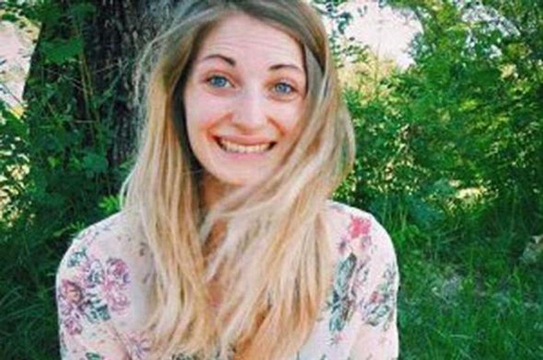 Σκοτώθηκε σε τροχαίο επειδή τα μαλλιά της μπλέχτηκαν στο τιμόνι