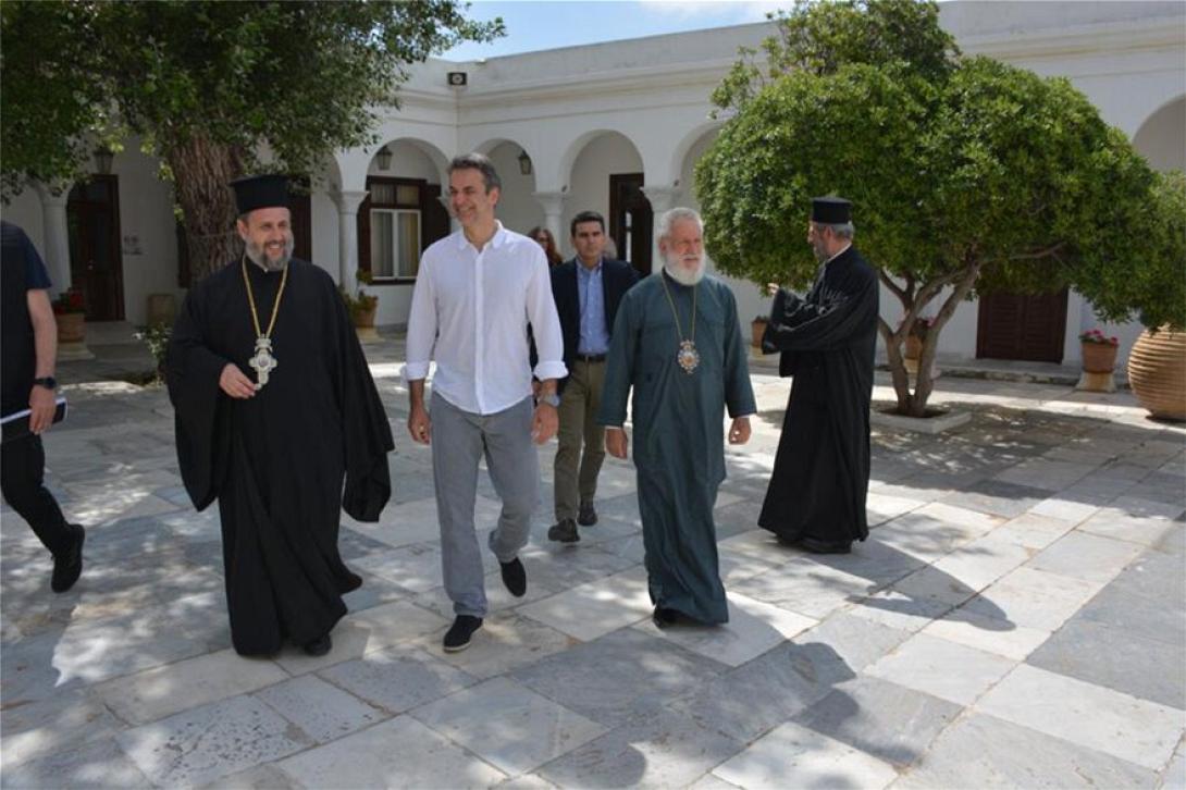 Μητσοτάκης - Τήνος