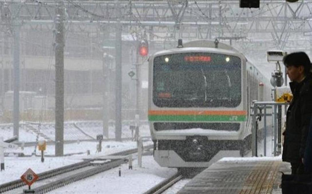 Τουλάχιστον 7 νεκροί και 1.000 τραυματίες από χιονοθύελλα στο Τόκιο