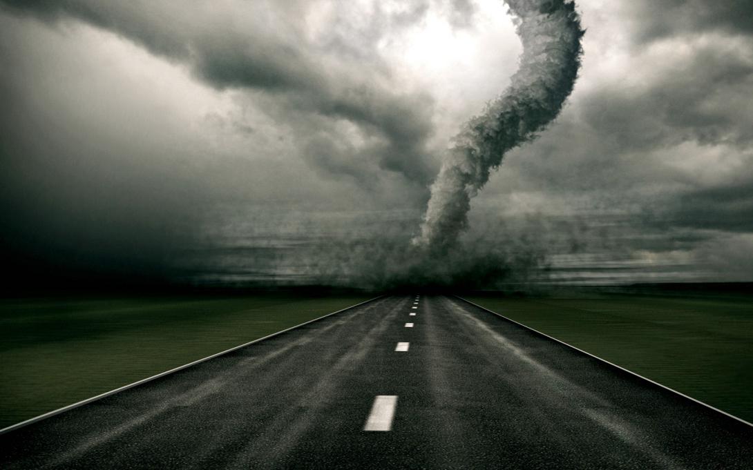 Όταν κοιτάς από ψηλά έναν ... τυφώνα (φωτογραφίες)