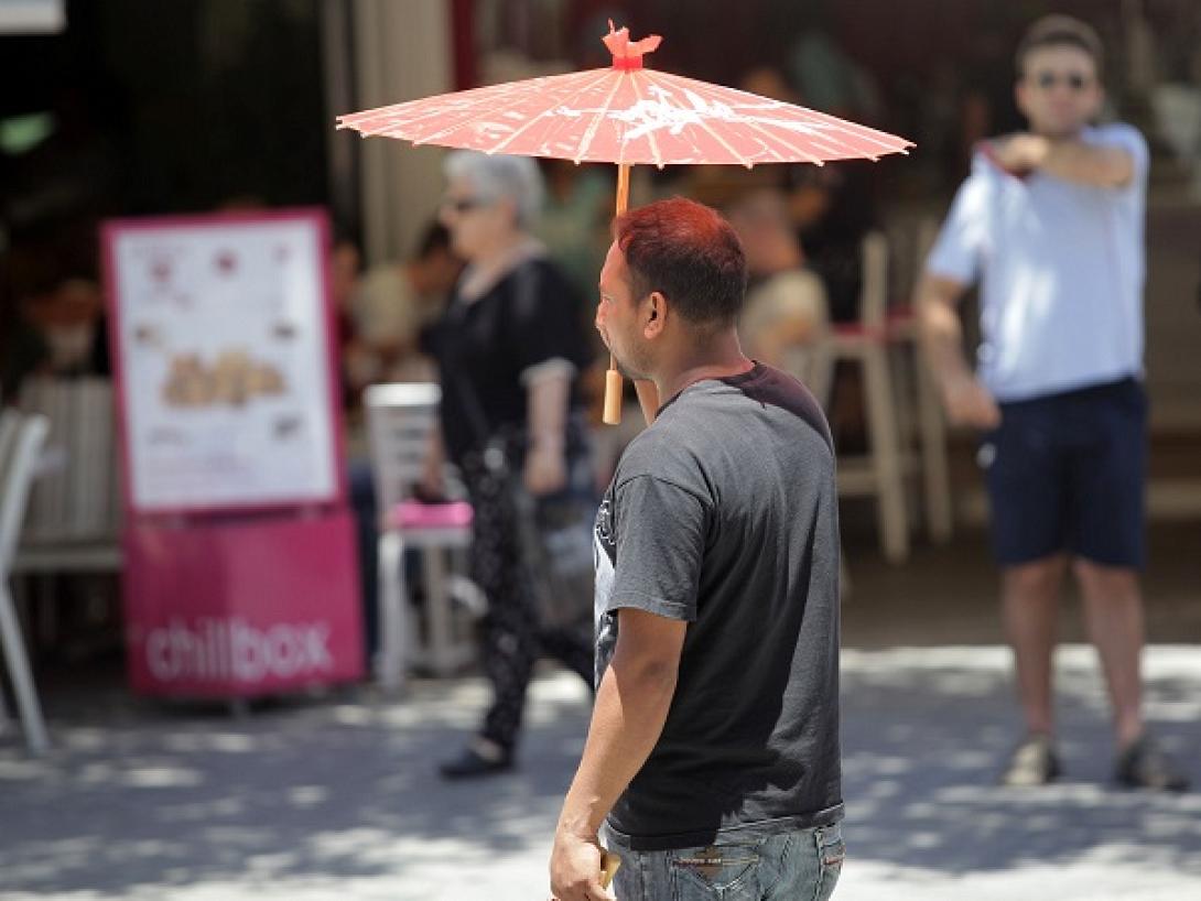 τουριστες ζέστη