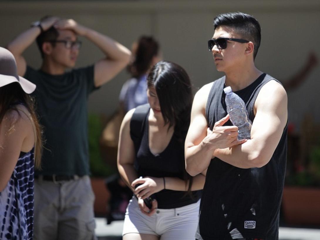 τουριστες ζέστη