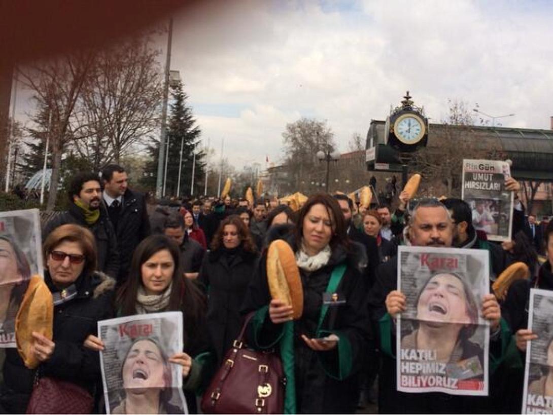 Στους 282 οι νεκροί και στους 450 οι διασωθέντες ανθρακωρύχοι στην Τουρκία 