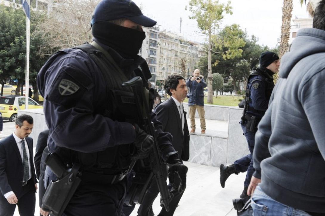 τουρκος αξιωματικος