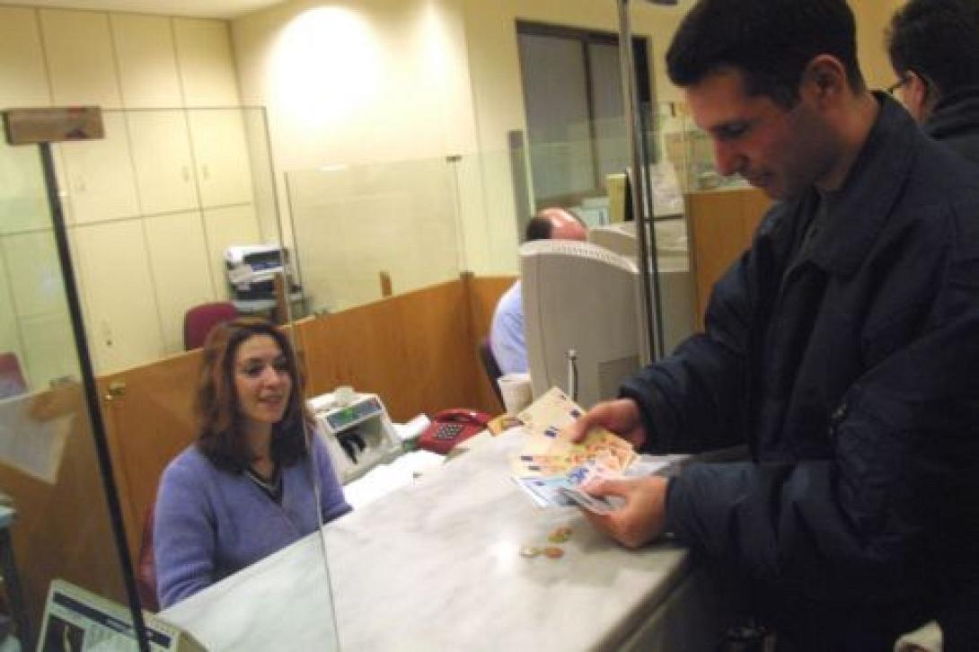 Ξεκλειδώνει ο "Τειρεσίας" -  Θα έχουν πρόσβαση και οι επιχειρήσεις 