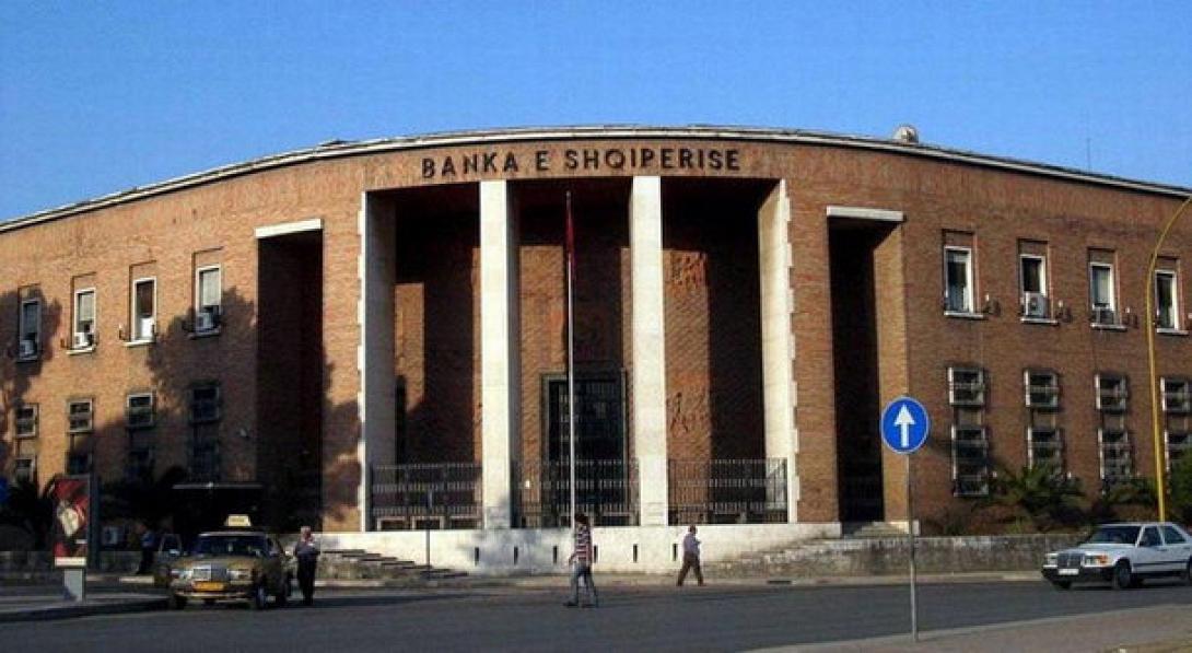 Νέος διοικητής στην Τράπεζα της Αλβανίας