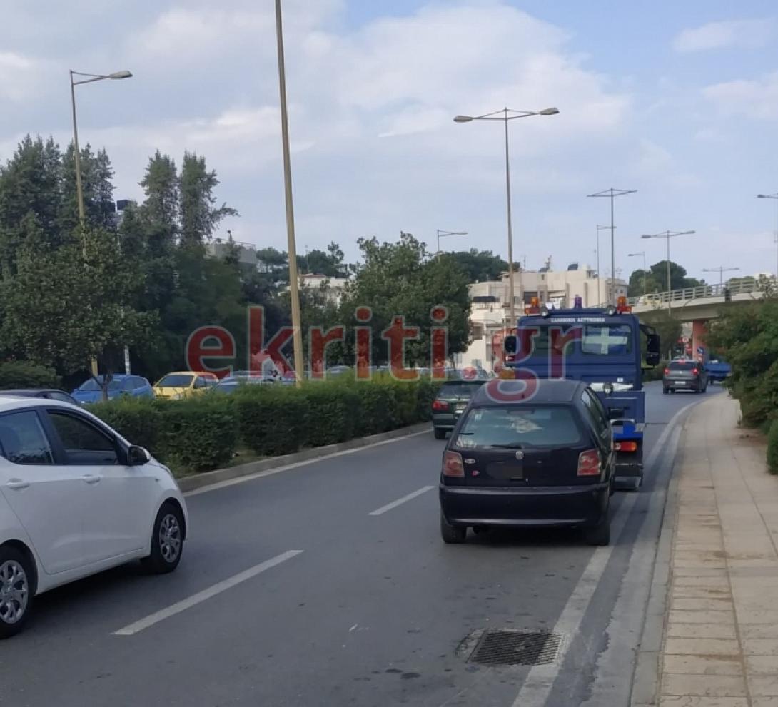 Τροχαια Γερανός