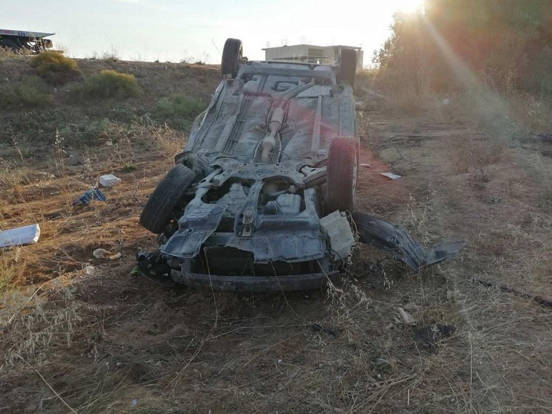 ανατροπη αυτοκινήτου (dreamfm)