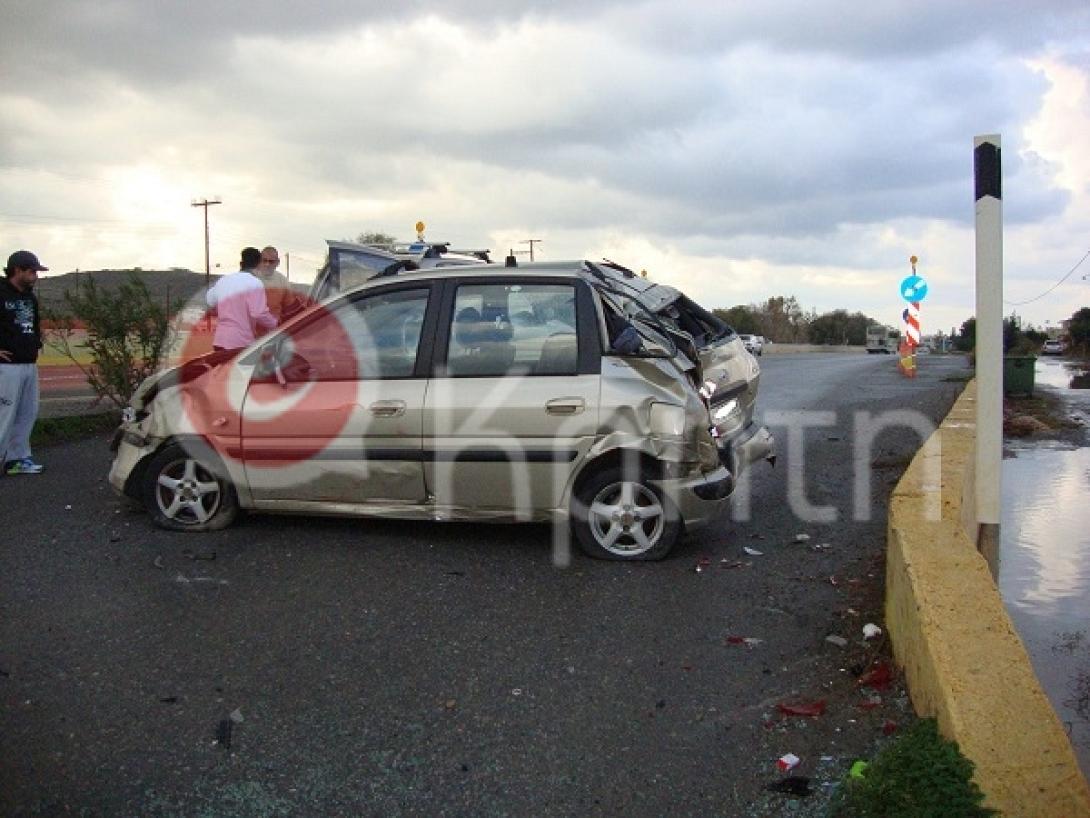 τροχαιο κοκκινη