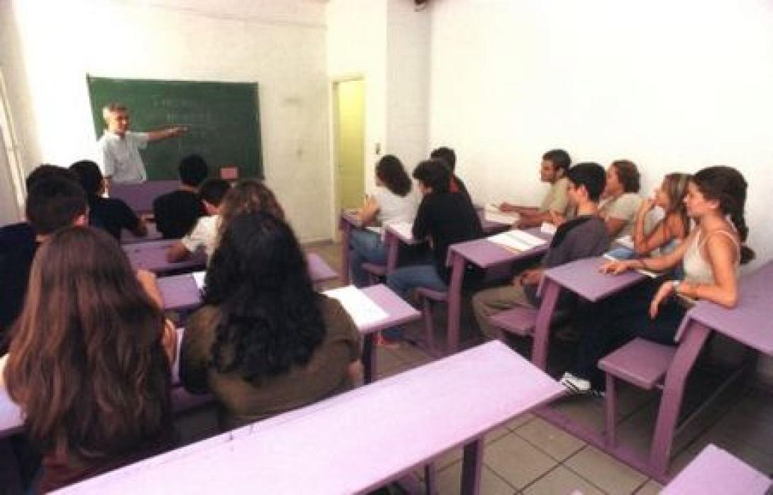 Στα δημόσια ΙΕΚ οι σπουδαστές από τα ιδιωτικά που έκλεισαν