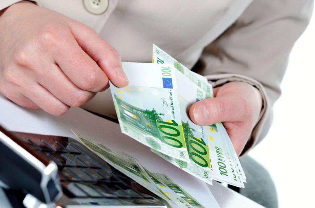 Τελευταίες μέρες για τέλη κυκλοφορίας ΙΧ, ΕΝΦΙΑ και διορθώσεις στο Ε9
