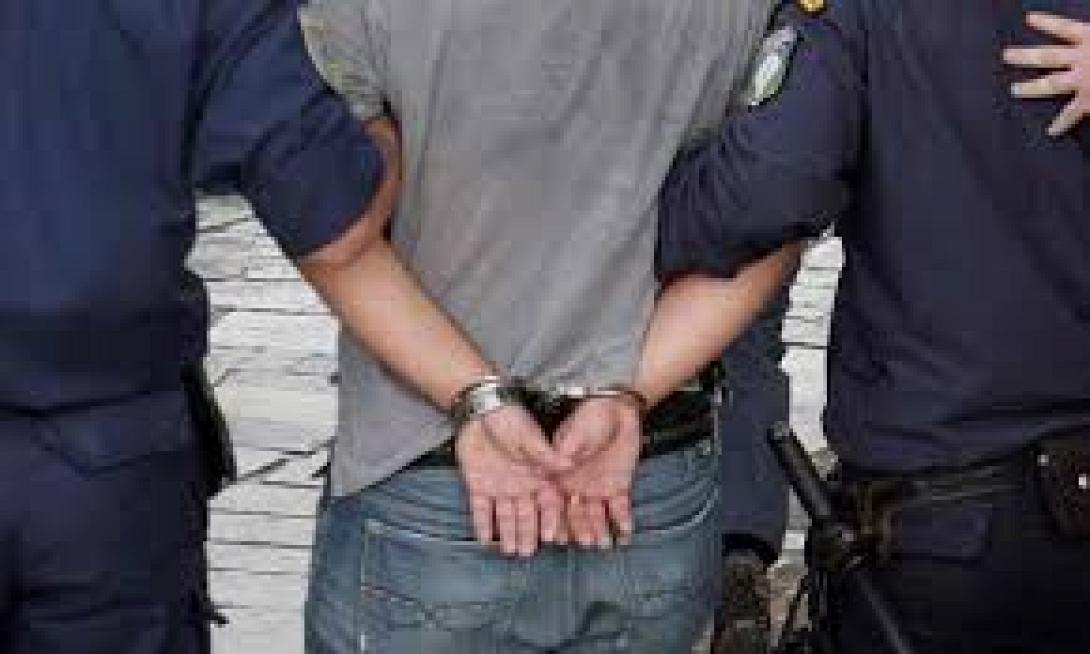 Συνελήφθη 35χρονος "τσαντάκιας" στο Ηράκλειο 