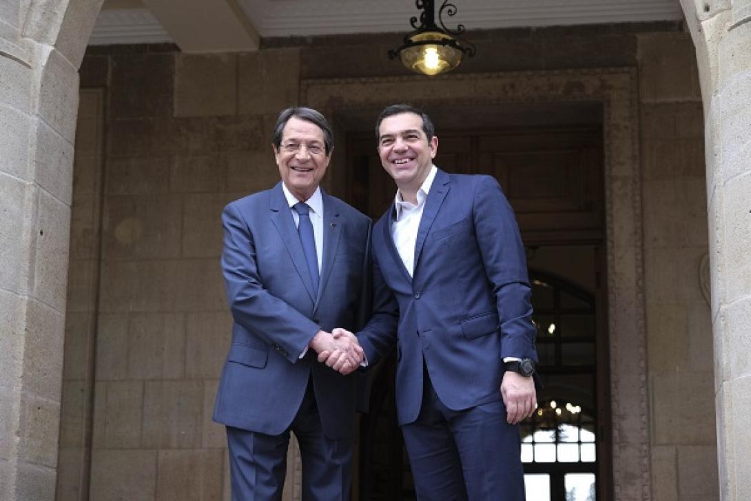 tsipras-anastasiadis.jpg