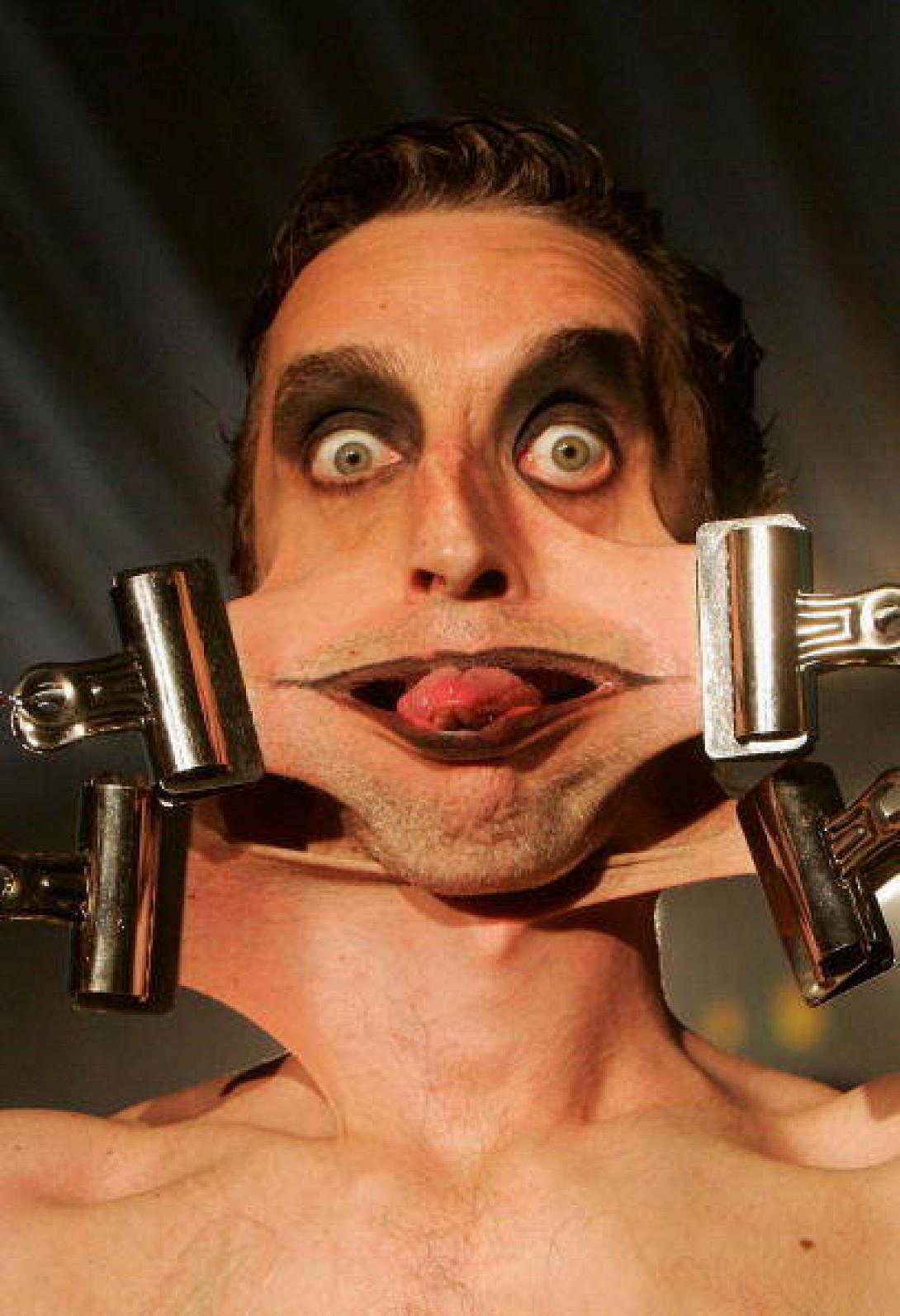 Ένα τσίρκο σκέτος τρόμος!