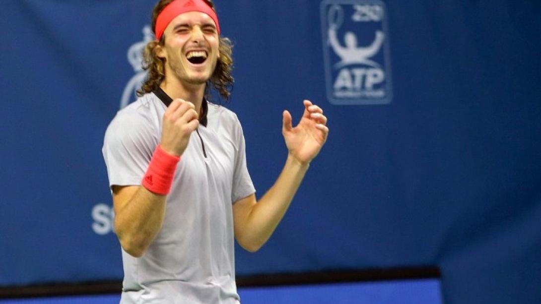 tsitsipas.jpg