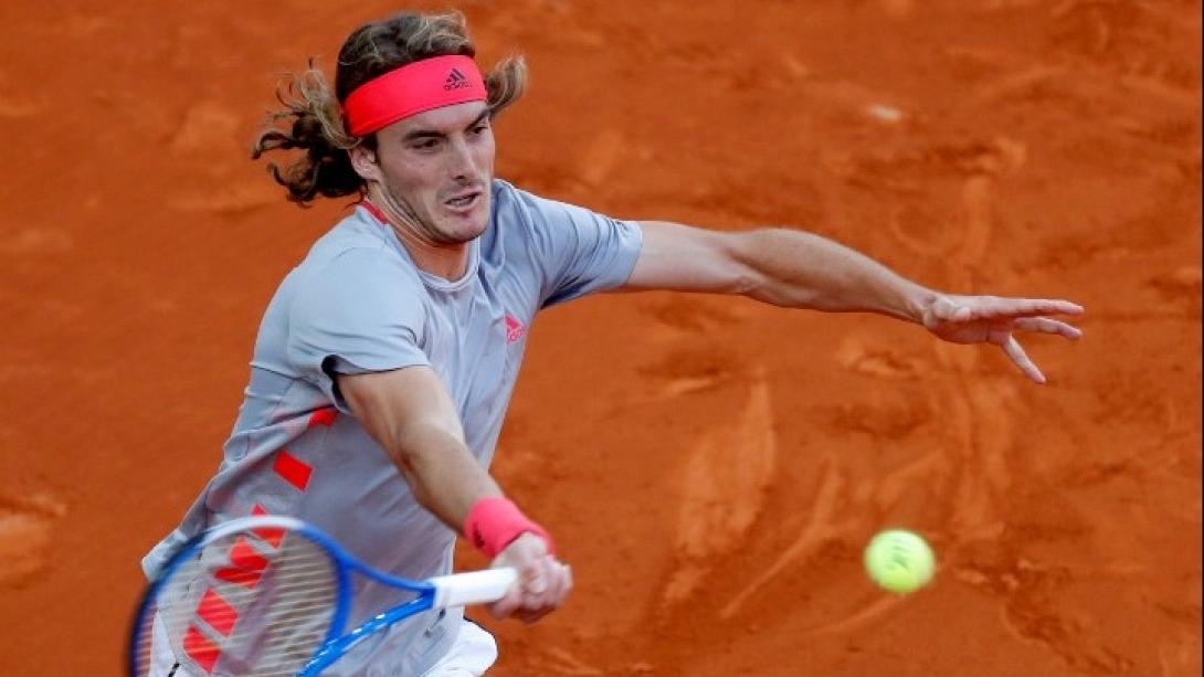 tsitsipas.jpg