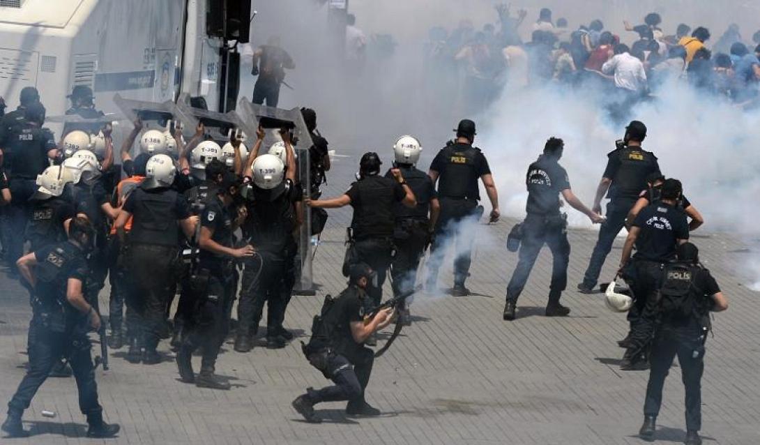 Συγκρουσεις