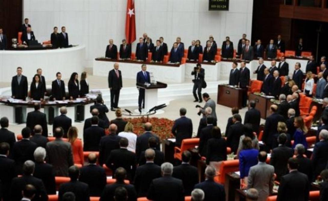 "Πράσινο φως" από την Τουρκική Εθνοσυνέλευση για στρατιωτική επέμβαση εναντίον των τζιχαντιστών