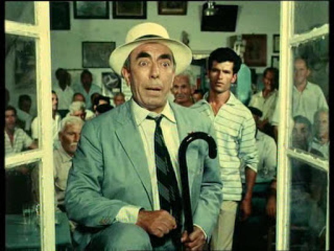 Εκλογές: Από τη μαγκούρα στο ... facebook