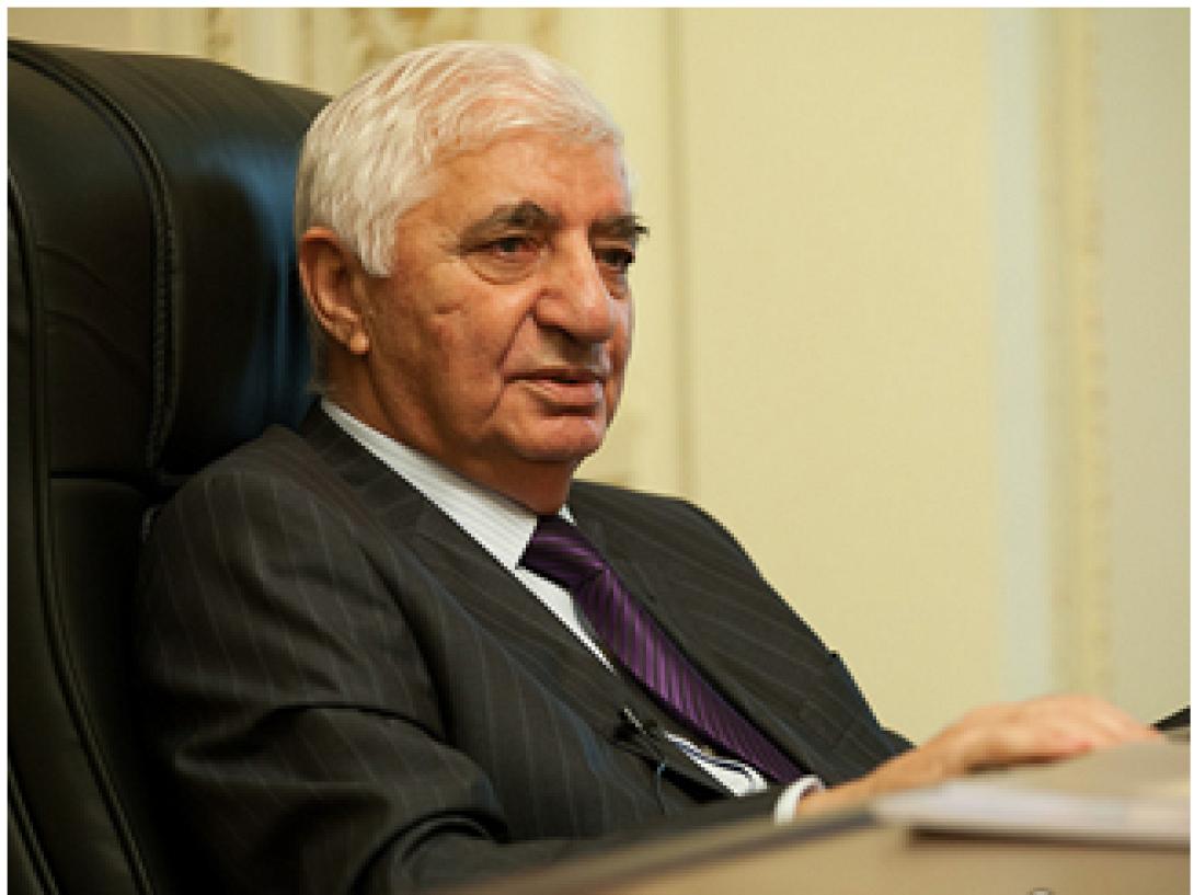 Ο ποιητής Fikrat Goja (1935- ) του Αζερμπαϊτζάν, του Γ. Σχορετσανίτη