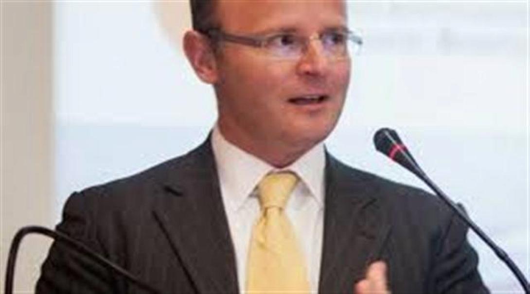 Στο Ηράκλειο στις 3 Οκτωβρίου ο Βρετανός Πρέσβης Τζων Κίττμερ 