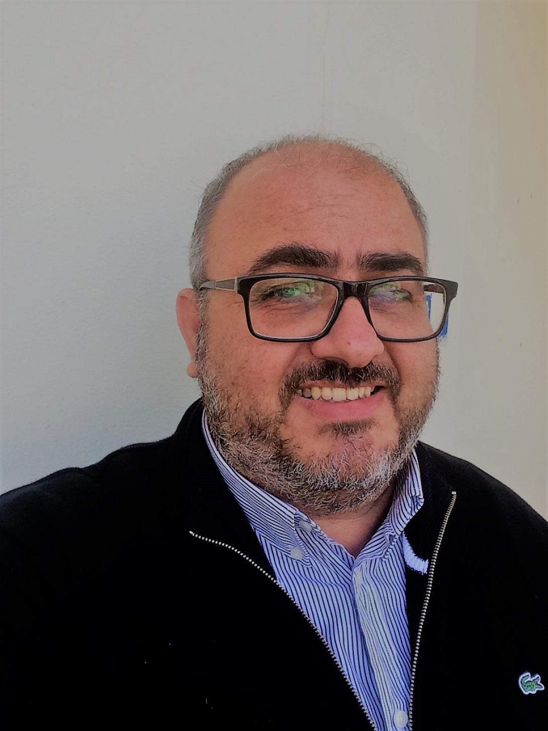 β. παπαδάκης