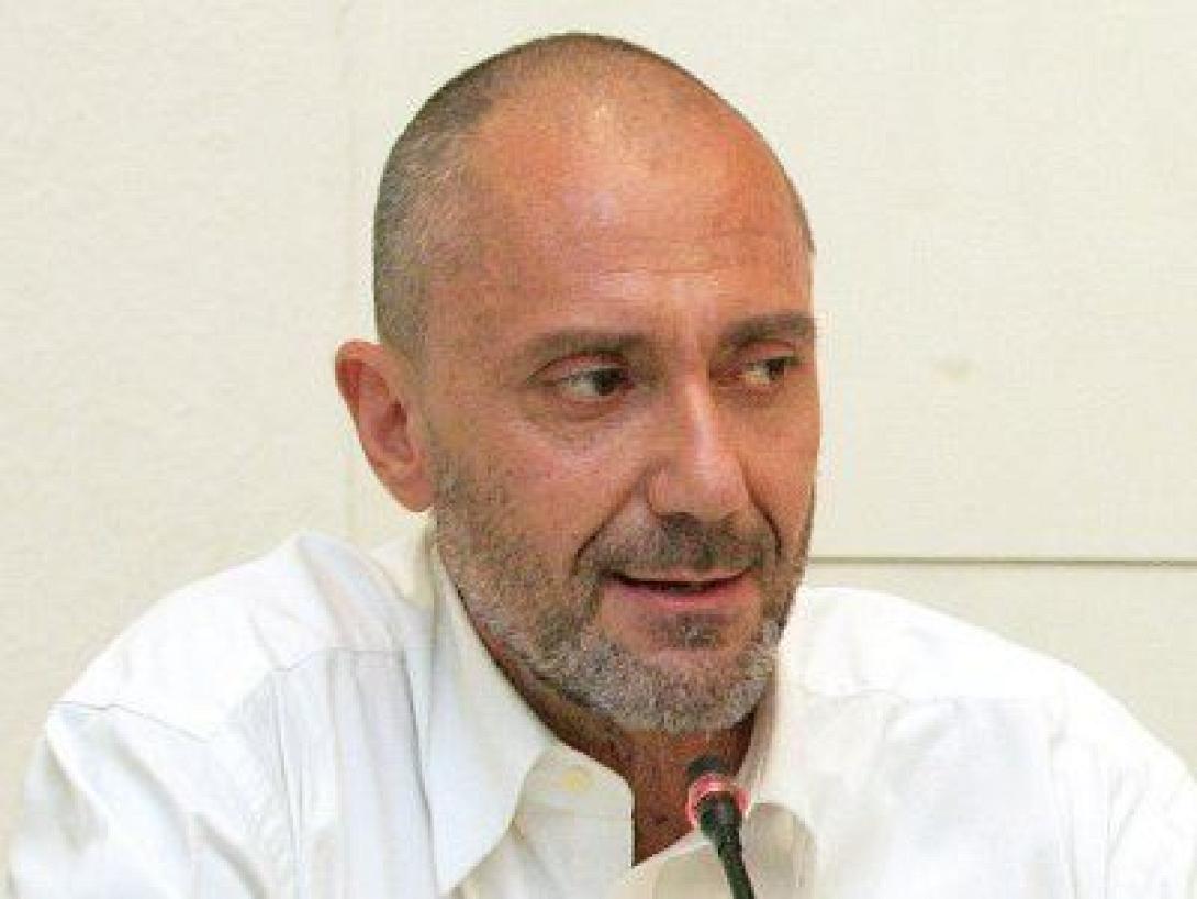 Ο Γρηγόρης Βαλλιανάτος υποψήφιος για το δήμο της Αθήνας