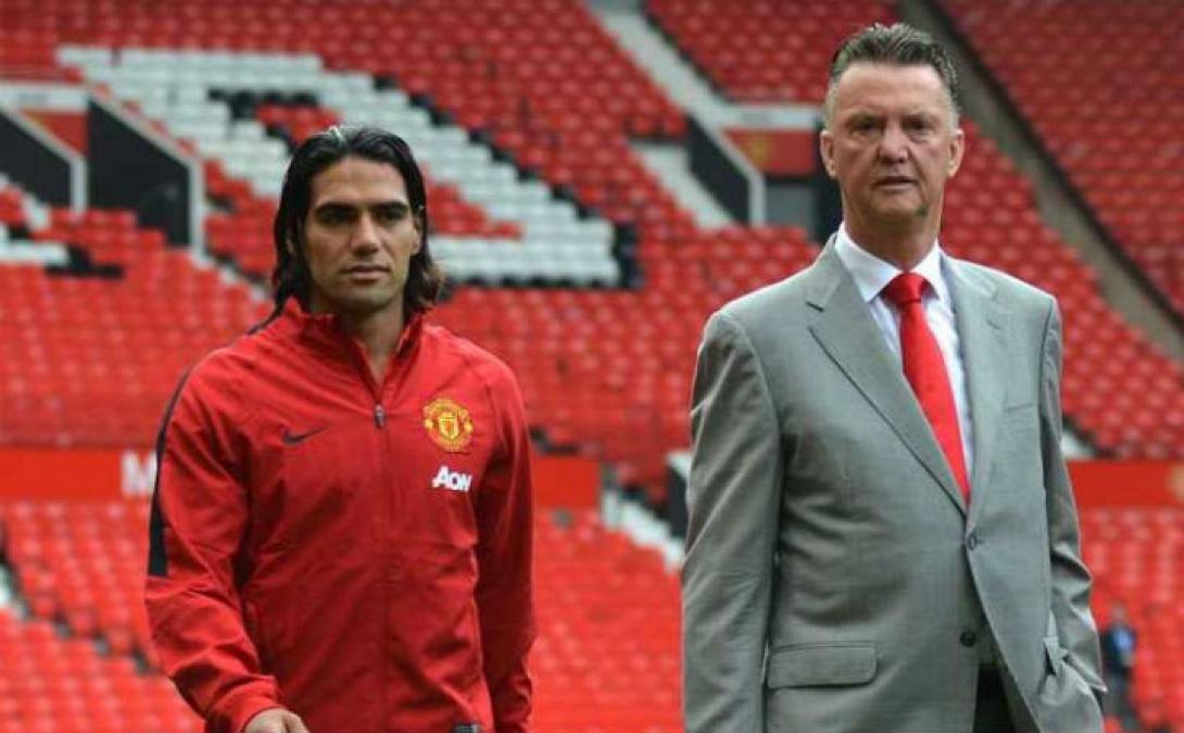 Η Μάντσεστερ δεν κρατά τον Φαλκάο!