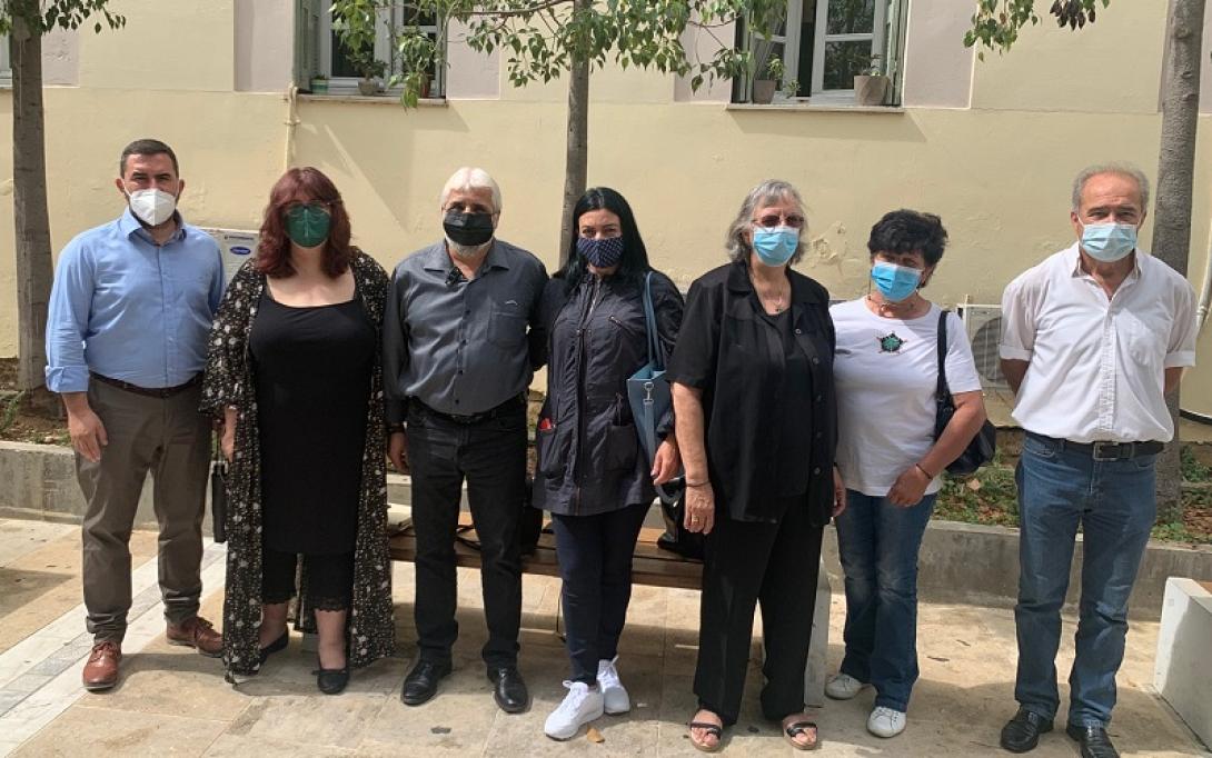 σωκράτης βαρδάκης συμβασιούχοι